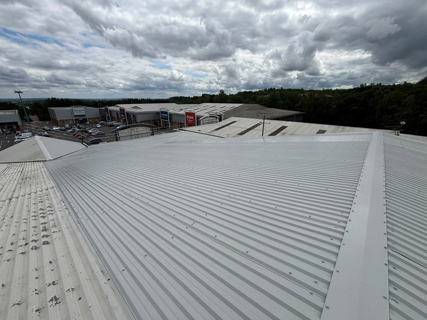 JD Gyms Telford Roof Coating 2